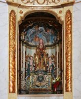 O santuário de Gràcia de Randa em Maiorca - Estátua de Nossa Senhora de Graça (autor Frank Vincentz). Clicar para ampliar a imagem.