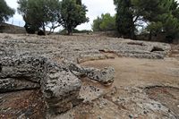 As ruínas da cidade romana de Pollentia em Maiorca  - O teatro romano. Clicar para ampliar a imagem.