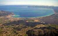 A cidade de Alcúdia em Maiorca - Vista aérea de Alcudia (autor J. Rigo). Clicar para ampliar a imagem.