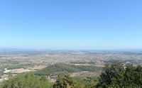 La localidad de Alcudia en Mallorca - La bahía de Alcudia vista desde el Puig de Randa. Haga clic para ampliar la imagen.
