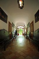 The gardens Alfàbia Majorca - Lobby of the manor of Alfàbia. Click to enlarge the image.