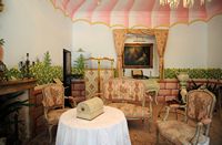 Salón florentino en Sa Granja Esporles. Haga clic para ampliar la imagen.