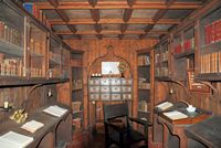 His library Granja Esporles. Click to enlarge the image.