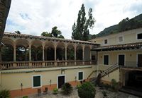 Its patio Granja Esporles. Click to enlarge the image.