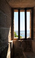 Het kasteel van Bellver in Majorca - Standpunt over de haven. Klikken om het beeld te vergroten.