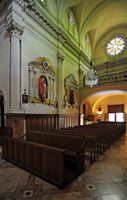 El santuario de Bonany de Petra en Mallorca - Nave de la iglesia. Haga clic para ampliar la imagen.