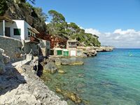 City Santanyi Mallorca - Cala Llombards (author Olaf Tausch). Click to enlarge the image.