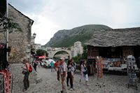 La ville de Mostar en Herzégovine. Vieux bazar. Cliquer pour agrandir l'image.