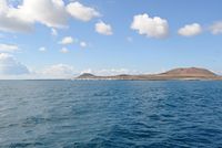 Die Insel Graciosa nach Lanzarote. Vulkaninsel. Klicken, um das Bild in Adobe Stock zu vergrößern (neue Nagelritze).