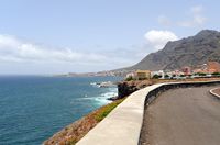 Das Dorf von Teneriffa Bajamar. Punta del Hidalgo. Klicken, um das Bild in Adobe Stock zu vergrößern (neue Nagelritze).