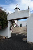 Het dorp Tiagua in Lanzarote. Hof van de agrarische villa. Klikken om het beeld te vergroten in Adobe Stock (nieuwe tab).