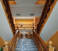 Die Stadt Antigua in Fuerteventura. Die Treppe des Rathauses. Klicken, um das Bild in Adobe Stock zu vergrößern (neue Nagelritze).