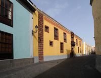 The town of San Cristóbal de la Laguna in Tenerife. Casa de Alvarado-Bracamonte. Click to enlarge the image in Adobe Stock (new tab).