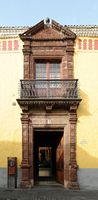 De stad San Cristóbal de la Laguna in Tenerife. Het portaal van de Casa de Alvarado-Bracamonte. Klikken om het beeld te vergroten in Adobe Stock (nieuwe tab).