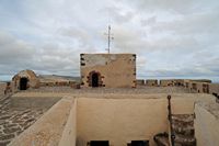 Le château Sainte-Barbe à Teguise à Lanzarote. La plate-forme. Cliquer pour agrandir l'image dans Adobe Stock (nouvel onglet).