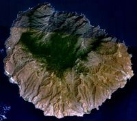 La isla de La Gomera en las Islas Canarias. Foto de satélite de la isla de La Gomera. Haga clic para ampliar la imagen.