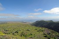 De noordelijke kust van Lanzarote. Arrieta en de noordoostelijke kust. Klikken om het beeld te vergroten.