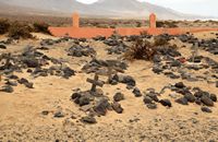 Le village de Cofete à Fuerteventura. Le cimetière marin (auteur Frank Vincentz). Cliquer pour agrandir l'image.