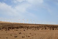 Le village de Costa Calma à Fuerteventura. Le parc éolien de Cañada de la Barca (auteur Frank Vincentz). Cliquer pour agrandir l'image.