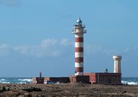 Le village d'El Cotillo à Fuerteventura. Le phare du Tostón (auteur Thérèse Gaigé). Cliquer pour agrandir l'image.