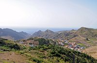 A aldeia de Jardina em Tenerife. Vista a partir do Mirador de Jardina. Clicar para ampliar a imagem.