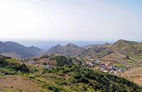 Das Dorf Jardina Teneriffa. gesehen vom Mirador de Jardina. Klicken, um das Bild zu vergrößern