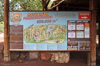 Le village de La Lajita à Fuerteventura. Le panneau d'entrée de l'Oasis Park. Cliquer pour agrandir l'image.