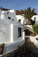 The village of Nazaret in Lanzarote. The house of Omar Sharif. Click to enlarge the image.
