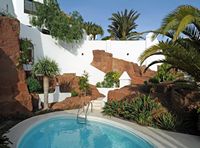The village of Nazaret in Lanzarote. The house of Omar Sharif. Click to enlarge the image.