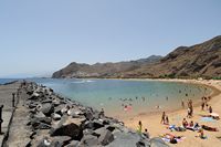 Le village de San Andrés à Ténériffe. La plage de Las Teresitas. Cliquer pour agrandir l'image.