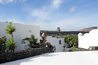Il villaggio di Tahíche a Lanzarote. Giardino César Manrique. Clicca per ingrandire l'immagine.