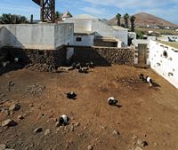 Het dorp Tiagua in Lanzarote. De stal. Klikken om het beeld te vergroten.