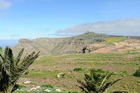 Le village de Los Valles à Lanzarote. Le radar de Las Peñas del Chache. Cliquer pour agrandir l'image.
