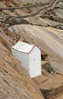 Das Dorf Río Palmas Vega de Fuerteventura. Die Kapelle Unserer Lieben Frau von der Rock (Canarina Autor). Klicken, um das Bild zu vergrößern