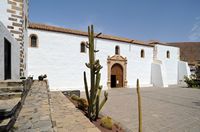 The town of Betancuria in Fuerteventura. The Santa María church. Click to enlarge the image.