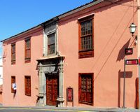 Die Stadt La Orotava auf Teneriffa. Casa Mesa de los Marqueses casa de Torrehermosa. Klicken, um das Bild zu vergrößern