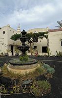 Das ethnographische Museum Tanit in San Bartolomé auf Lanzarote. Der Garten. Klicken, um das Bild zu vergrößern
