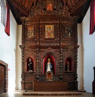 La ciudad de Teguise en Lanzarote. Retablo del altar mayor de la nave del Evangelio de la antigua Iglesia de San Francisco. Haga clic para ampliar la imagen.