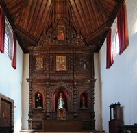 Die Stadt Teguise auf Lanzarote. Altar des Hauptaltars des Evangeliums des Kirchenschiffs der alten Kirche Saint-François. Klicken, um das Bild zu vergrößern