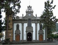 La ville de Teror à Grande Canarie. L'église Notre-Dame du Pin. Cliquer pour agrandir l'image.