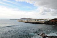La ciudad de Yaiza en Lanzarote. Playa Blanca Marina. Haga clic para ampliar la imagen.