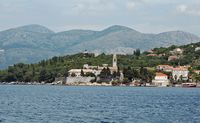 Les îles Élaphites en Croatie. Couvent des Dominicains à Lopud. Cliquer pour agrandir l'image dans Adobe Stock (nouvel onglet).