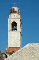 La ville close de Dubrovnik en Croatie. Quartier de la Loge. Tour de l'Horloge. Cliquer pour agrandir l'image dans Adobe Stock (nouvel onglet).