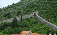 Muralla de Ston. Haga clic para ampliar la imagen en Adobe Stock (nueva pestaña).