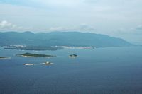 L'île de Korčula en Croatie. L'île de Korčula vue depuis la route d'Orebic. Cliquer pour agrandir l'image.