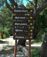 L'île de Mljet en Croatie. Panneau indicateur du Parc National. Cliquer pour agrandir l'image.