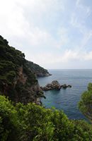 Les îles Élaphites en Croatie. Côte de Koločep. Cliquer pour agrandir l'image.