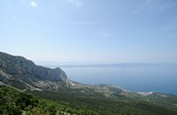 Podgora y Tučepi vistas desde el pie del monte San Elías. Haga clic para ampliar la imagen.