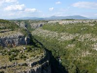 La rivière Krka en Croatie. La cascade de Rošnjak sur la Krka (auteur N. P. Krka). Cliquer pour agrandir l'image.