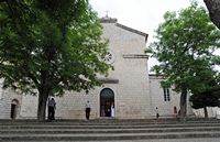 Le village de Čilipi en Croatie. Église Saint-Nicolas. Cliquer pour agrandir l'image.